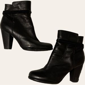 Joie Ankle Bootie Size 39 Size 9 US